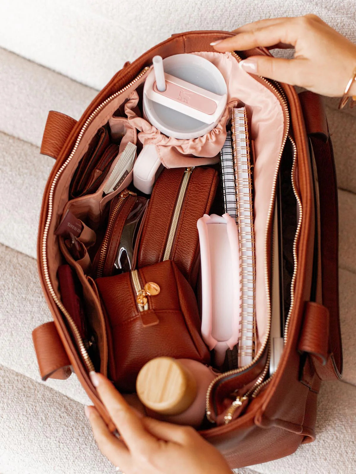 Multitasker Chestnut