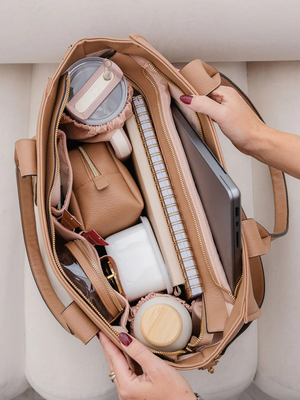 Multitasker Mocha Mousse