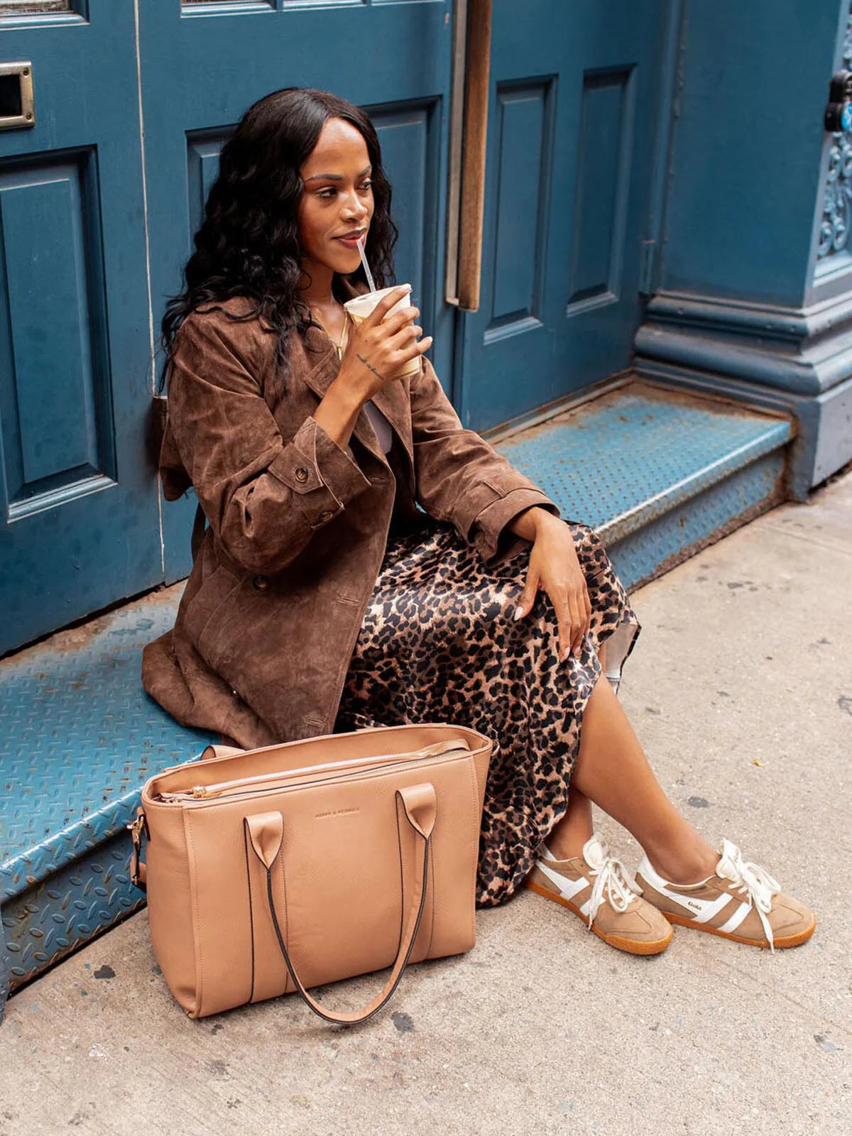 Multitasker Mocha Mousse