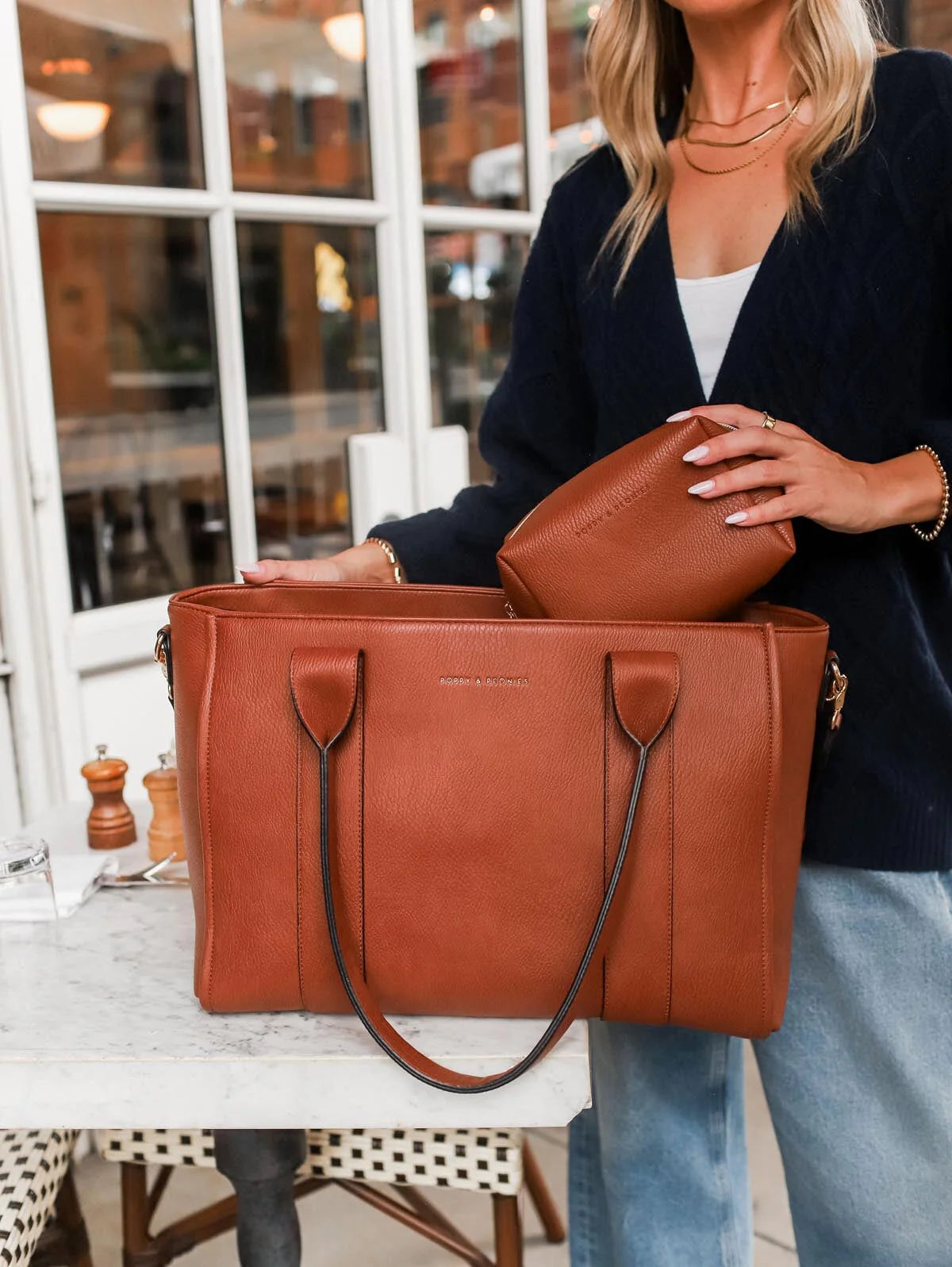 Multitasker Chestnut