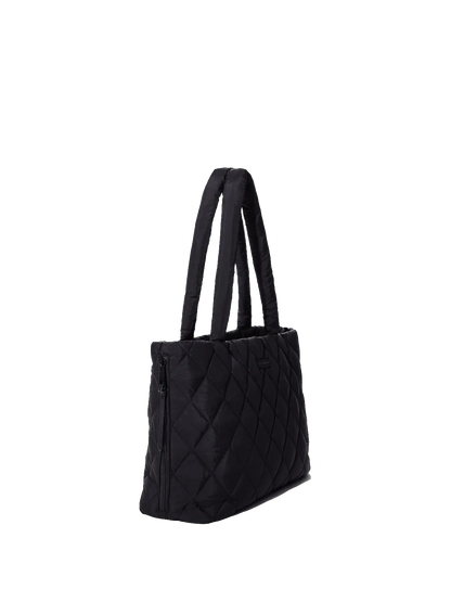 Tote It Black