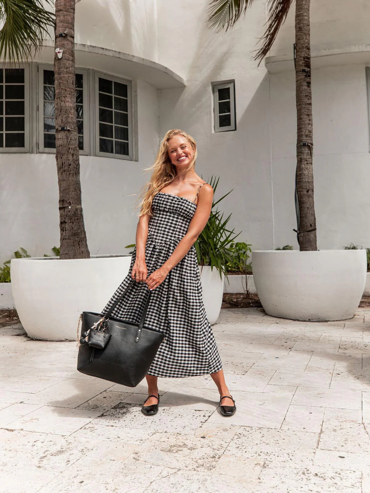 GO-GETTER TOTE black