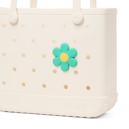 Bogg Bit - Green Daisy